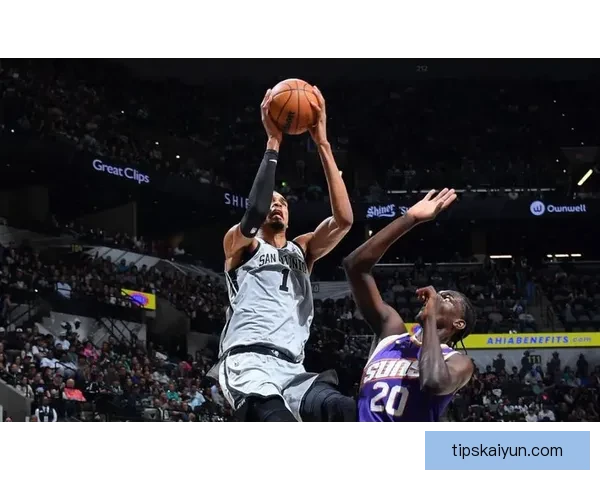 文班亚马谈准绝杀中投表现自豪同时忧虑自满情绪影响成长